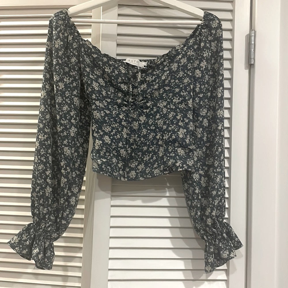 Off the shoulder crop top